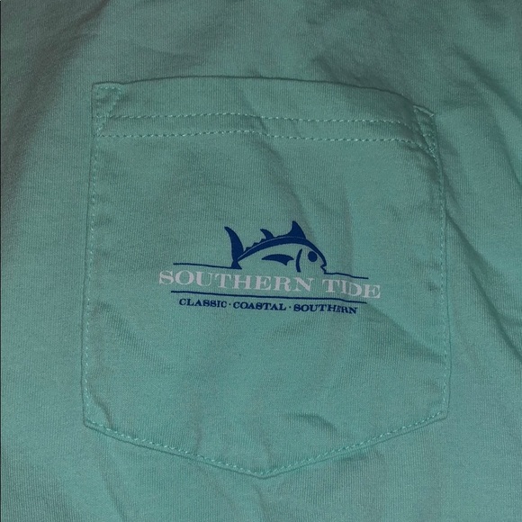 Southern Tide Tops - EUC Southern Tide Hooded Long Sleeve Tee